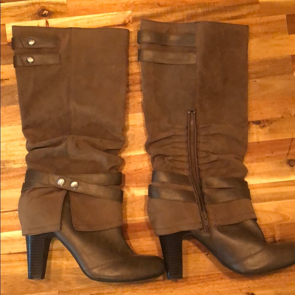 Fergalicios brown boots